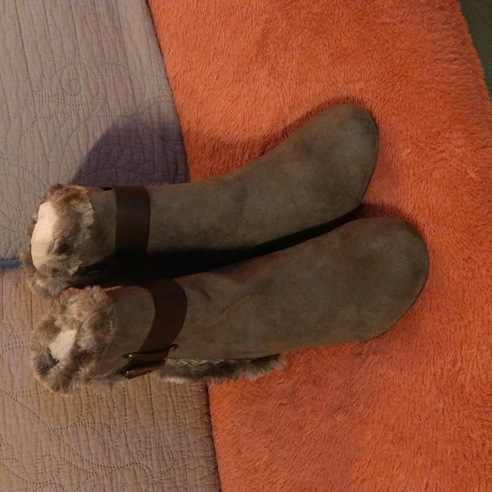 Mia Boots